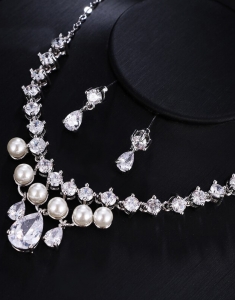 Set bijuterii Little White Pearls cu zirconii
